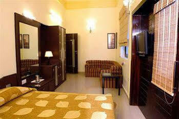Cresent - Near Assi Ghat Hotel Varanasi